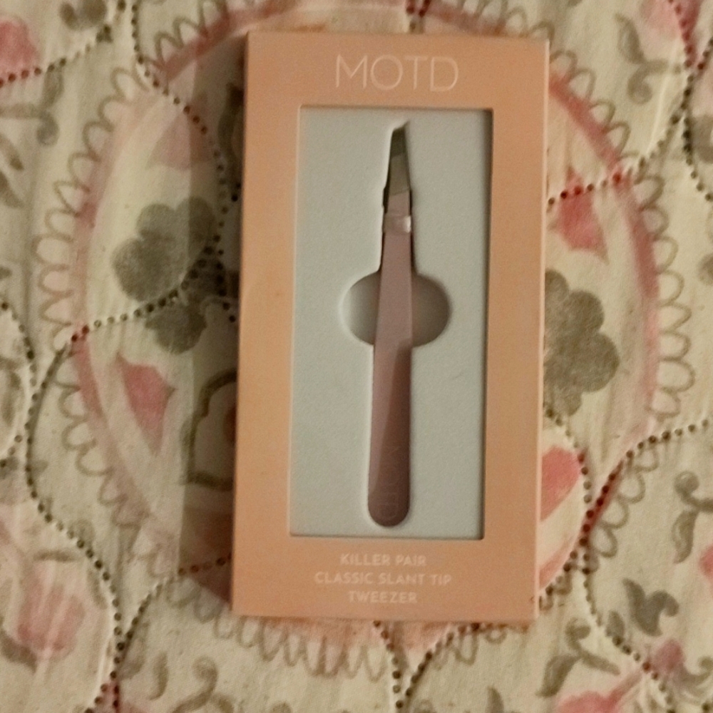 Motd killer pair tweezers